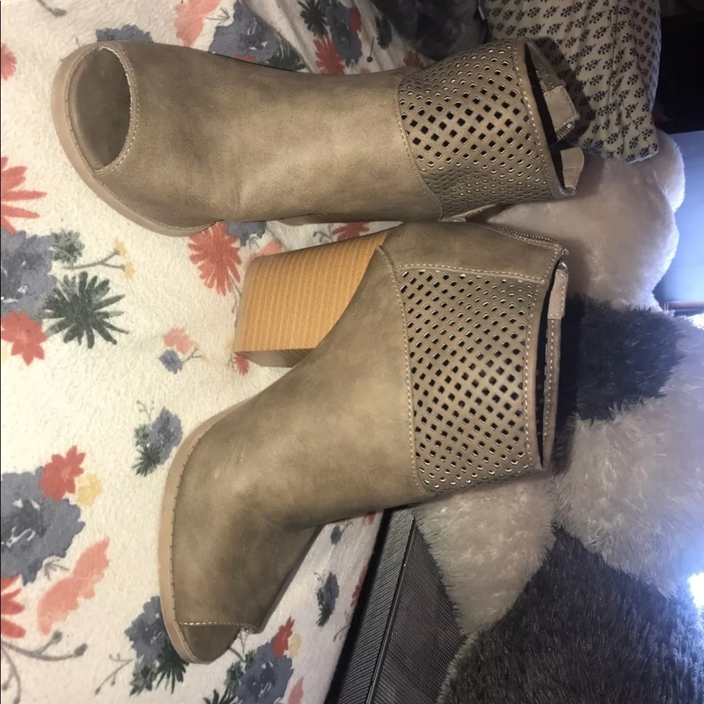 Shoes